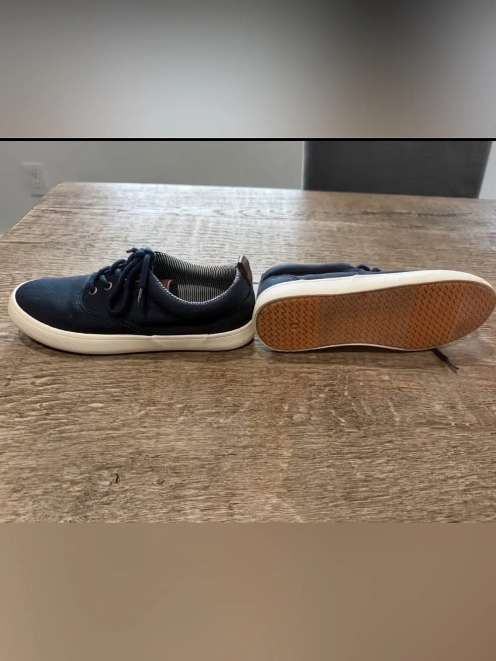 Cat & Jack Navy Low-Top Sneakers with White Sole